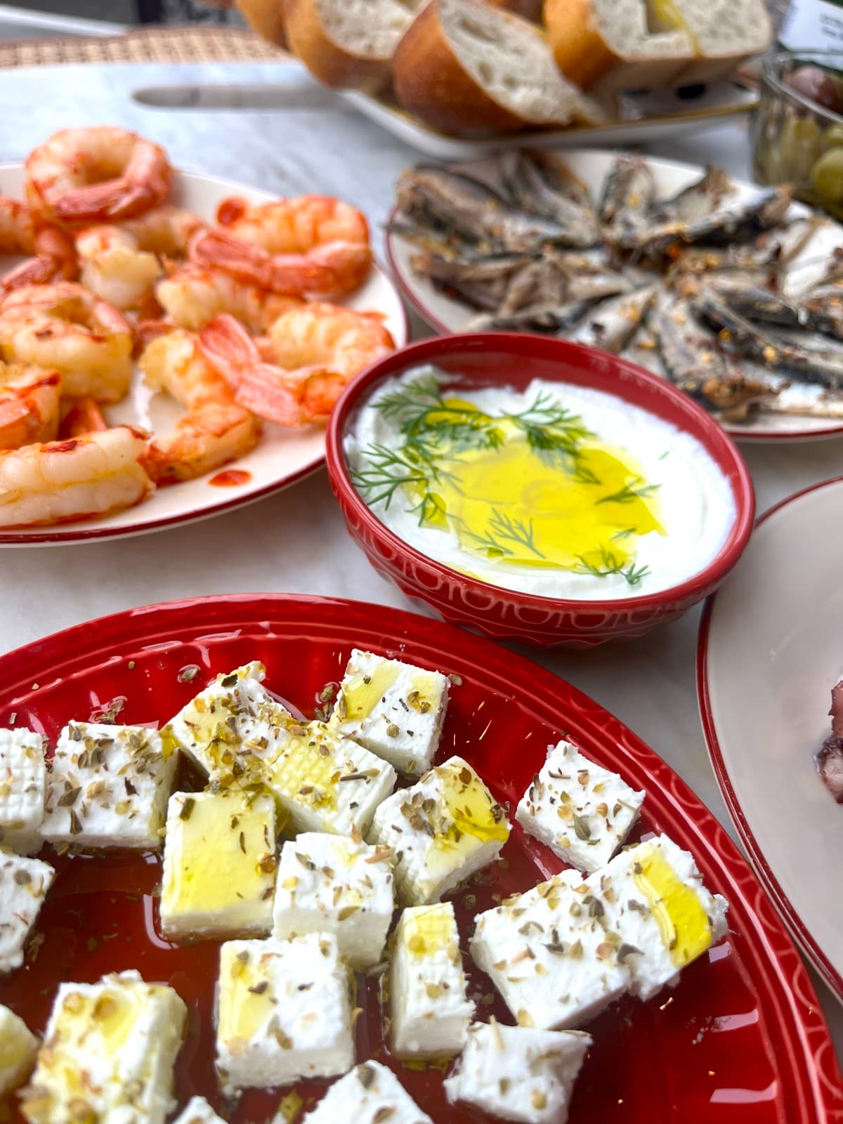 Shrimp and seafood plate finished with Vuno olive oil